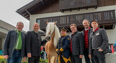 Neueröffnung Fohlenhof Ebbs - Zeit zu feiern und danke zu sagen.